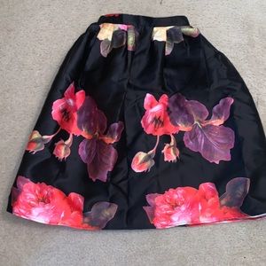 Skirt with Flower Pattern